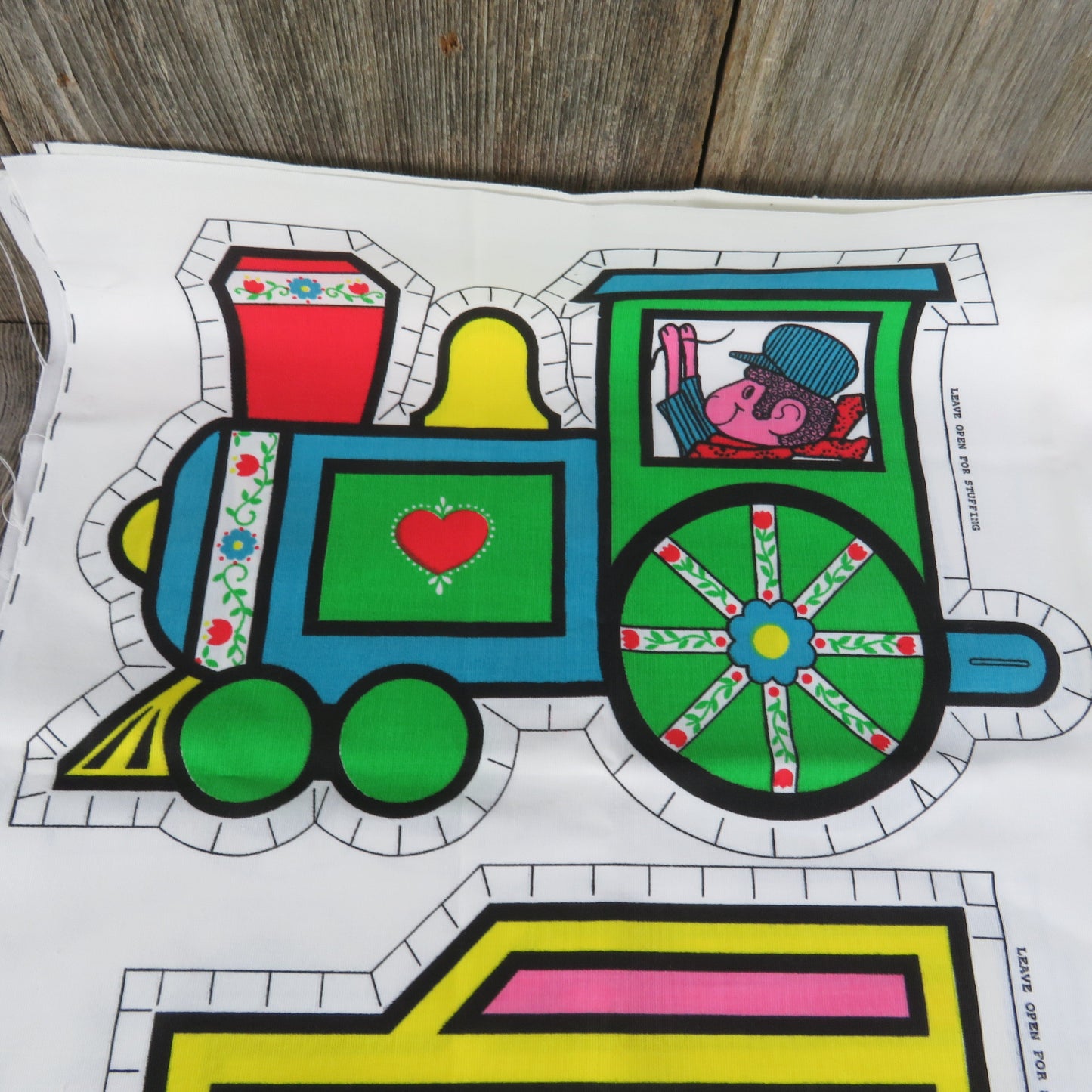 Vintage Animal Train Set Fabric Panel Spring Mills Cut Sew Zoo Pillow Giraffe Lion Green Pink 5671