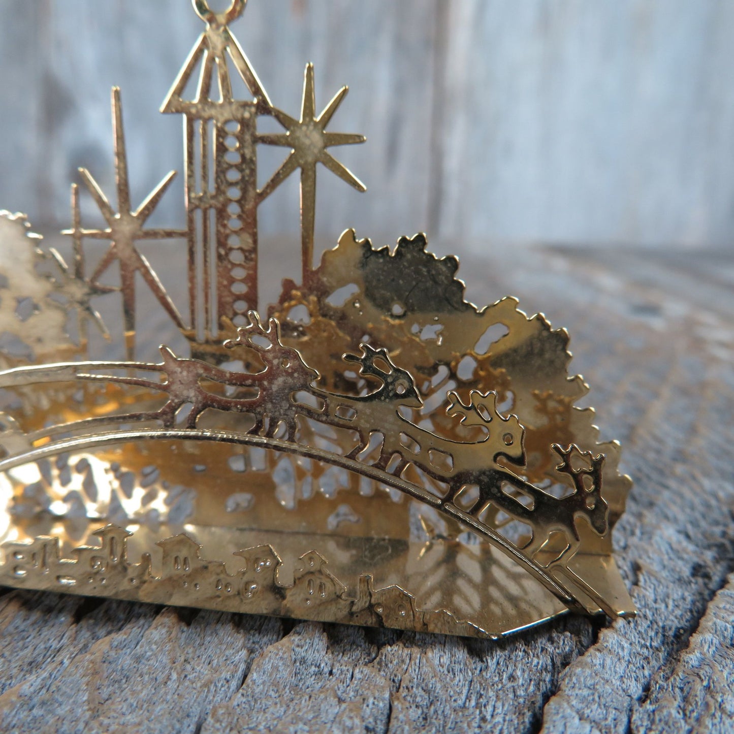 Vintage Santa Claus Sleigh Ride Ornament Brass Gold Skyline Scene