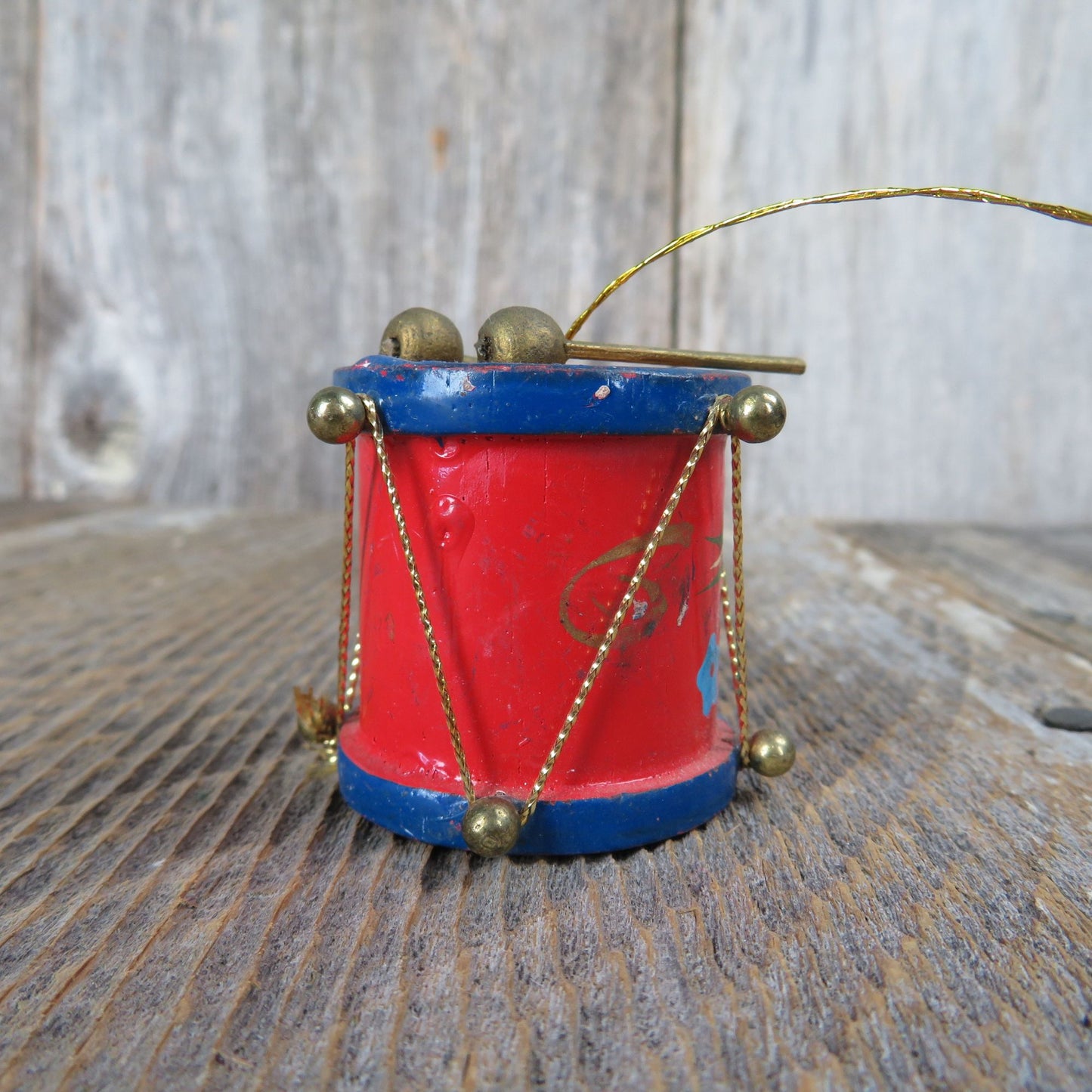 Vintage Drum Shaped Wood Ornament Blue Red Wooden Instrument Christmas Mini Tree