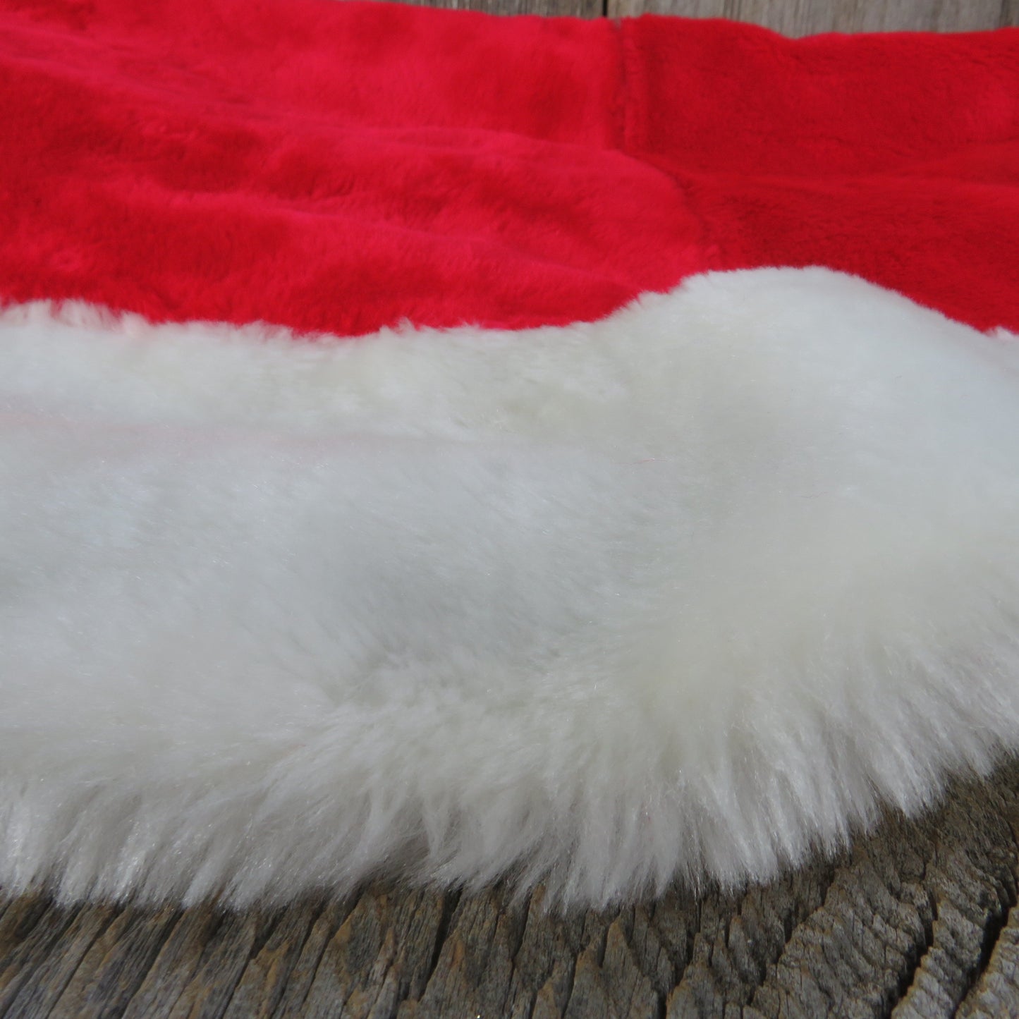 Fluffy Tree Skirt Red White Christmas Plush Fuzzy Red Fur Santa Suit Large