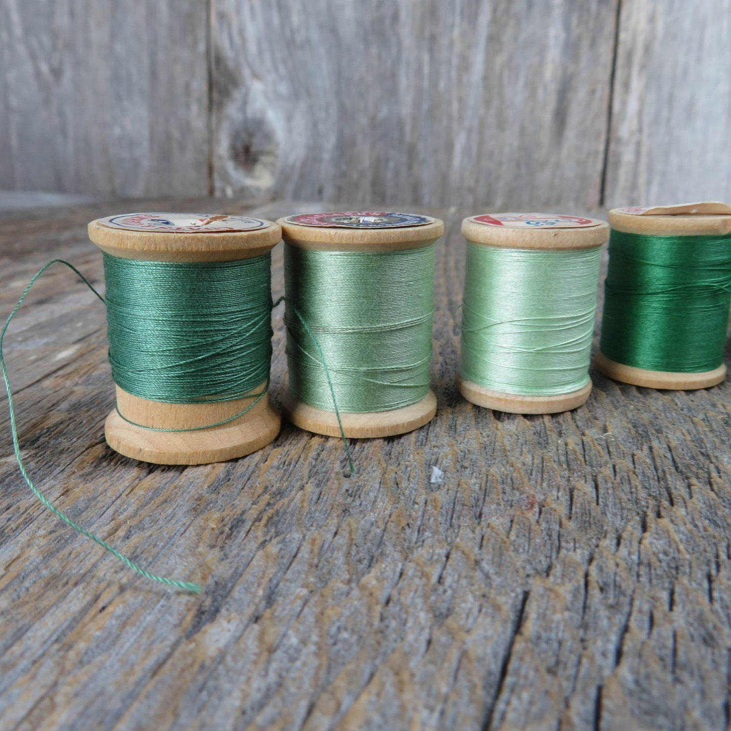 Green Thread Wooden Spools Set Coat's and Clark's J&P Coats Boilfast Craft Part Wood
