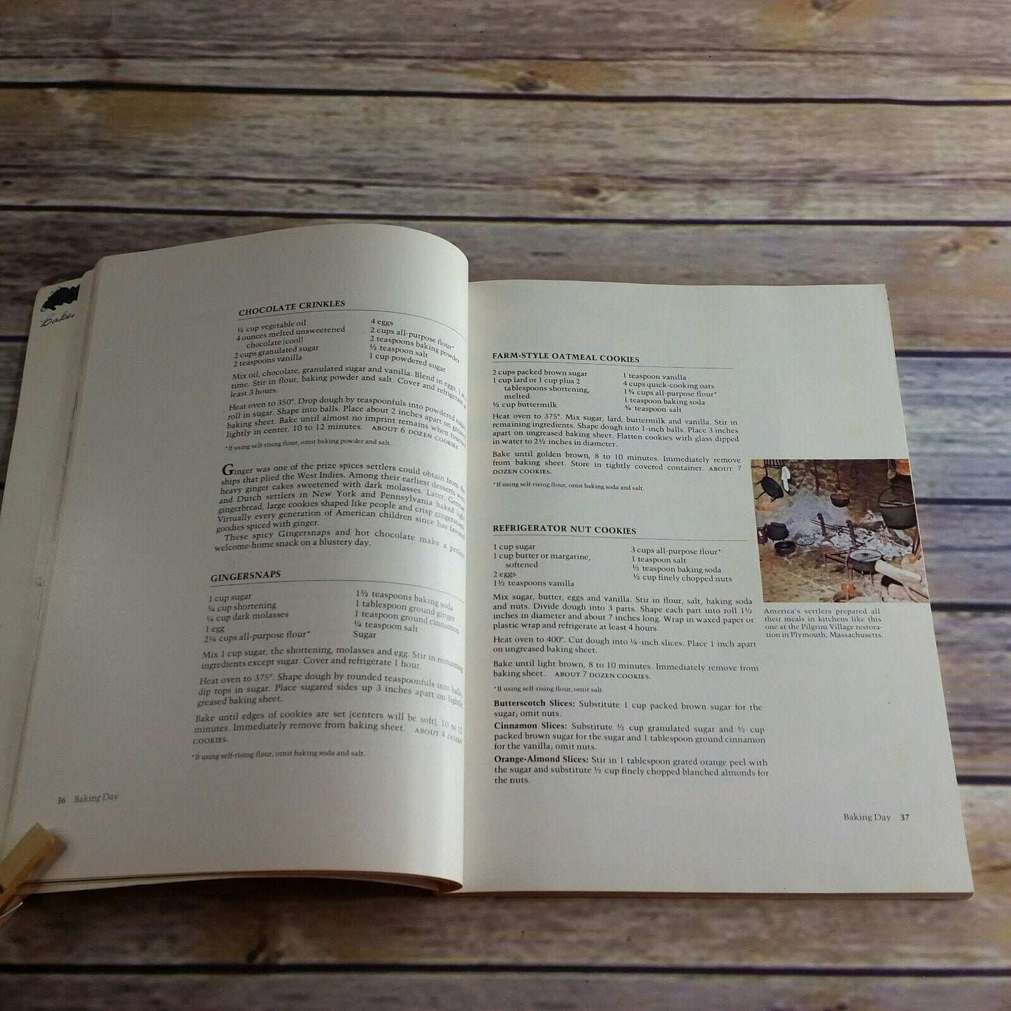 Vintage Cookbook Cooking American Style 1978 Betty Crocker Recipes Golden Press Paperback Sampler of Heritage Recipes