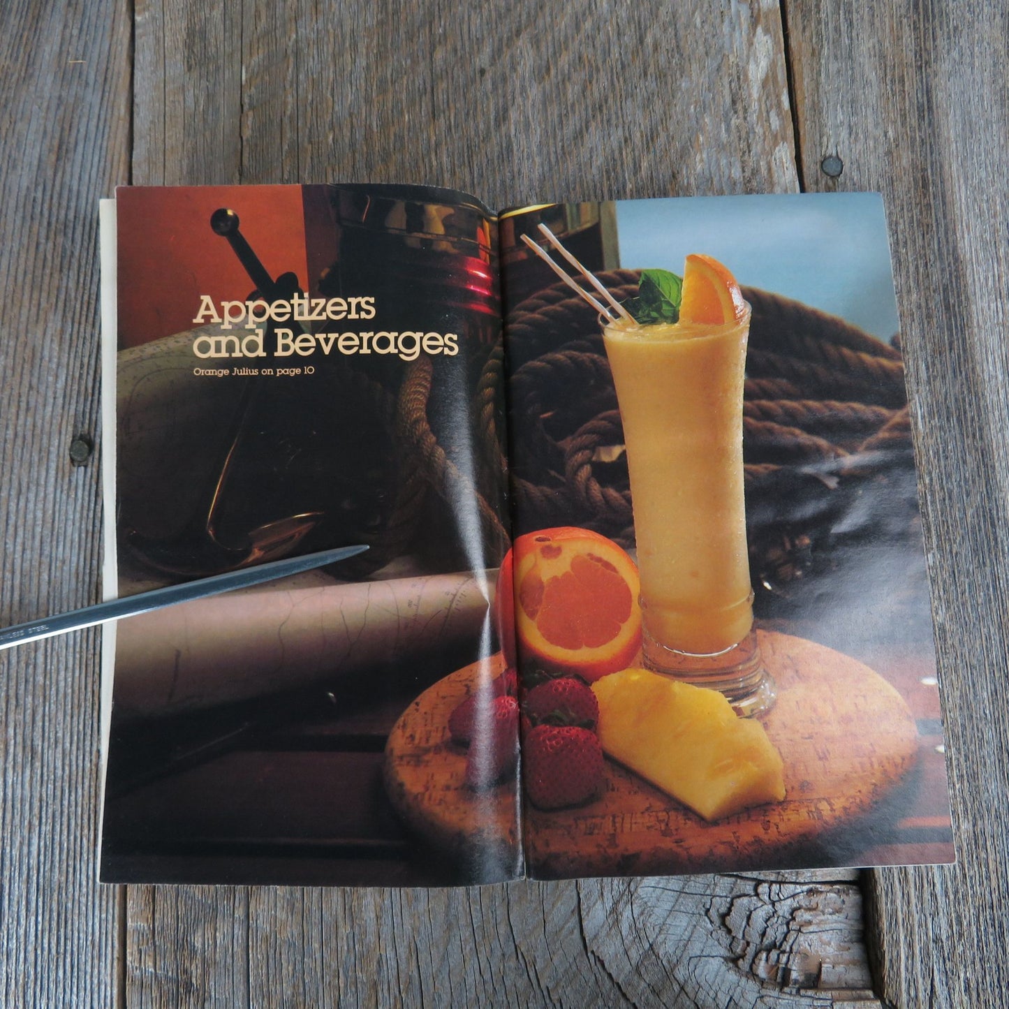 Summertime Favorite Recipes Pillsbury Classic Cookbook Pamphlet Grocery Store Booklet 1981