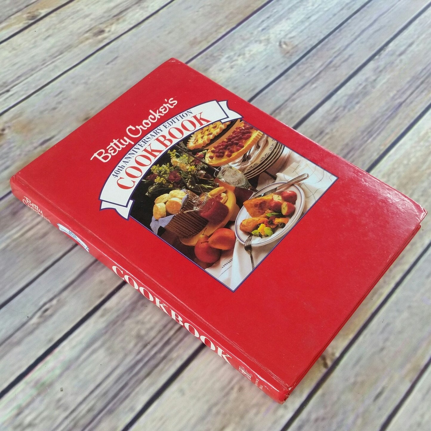 Vintage Cookbook Betty Crocker Red Cover 1991 40th Anniversary Recipes Cook Book Hardcover