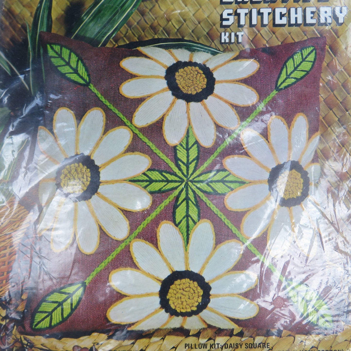 Daisy Crewel Pillow Kit Creative Stitchery Flower Homespun Vogart Crafts 2147