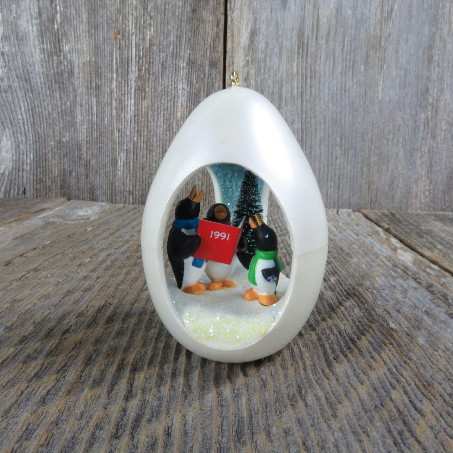 Vintage Penguin Carolers Ornament Winter Surprise Hallmark Christmas Egg Shaped 1991