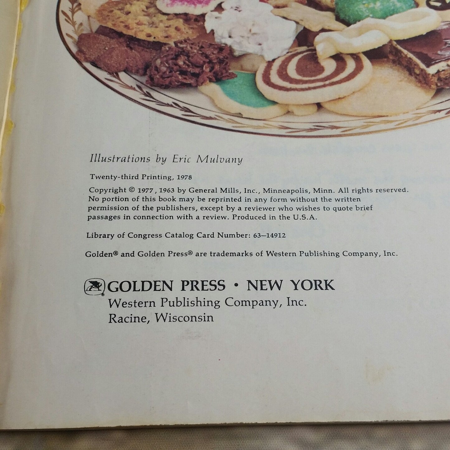 Vintage Cookbook Betty Crocker Cooky Book Golden Book Cookie Recipes 1978 Paperback Golden Press