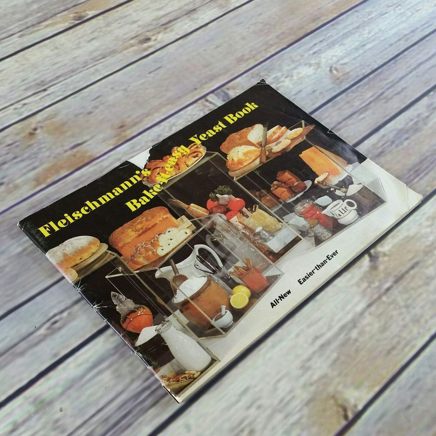 Vintage Cookbook Fleischmann Yeast Bake it Easy Recipes Booklet 1970s Breads Rolls