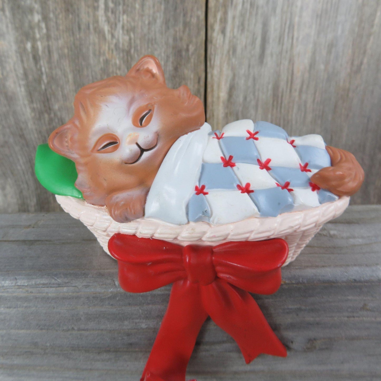 Vintage Kitty in a Basket Hanger Stocking Hook Hallmark Christmas Cat Kitten Blanket 1989