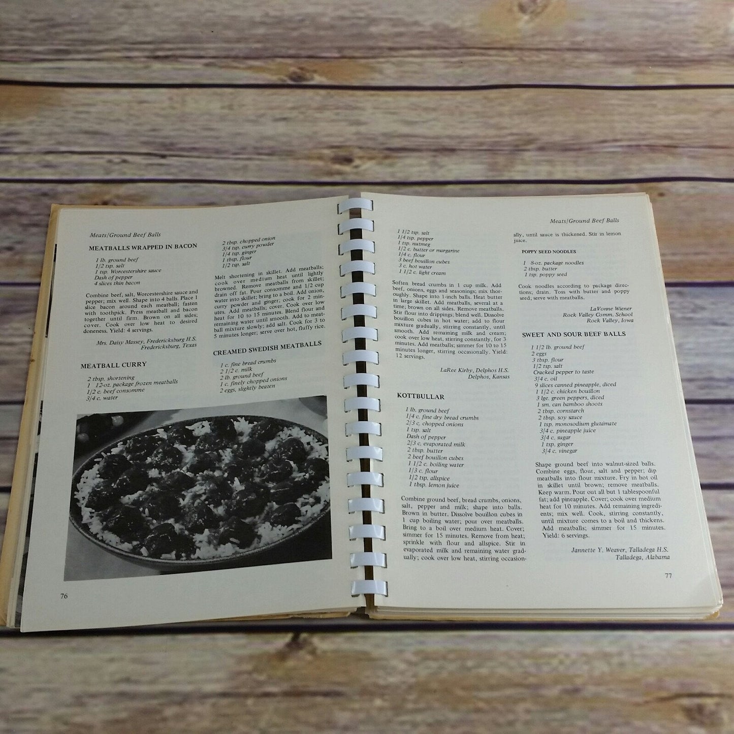 Vintage The Home Economics Teachers Cookbook 900 Favorite Recipes from Home Economics Teachers 1970
